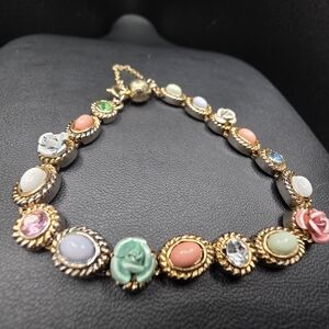 Elegant Multicolor Floral Bracelet